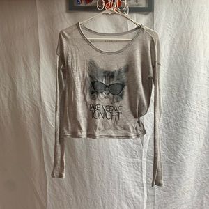 Aeropostale Womens XS Beige “Cat Print” Long-Sleeved Oversized Blouse!